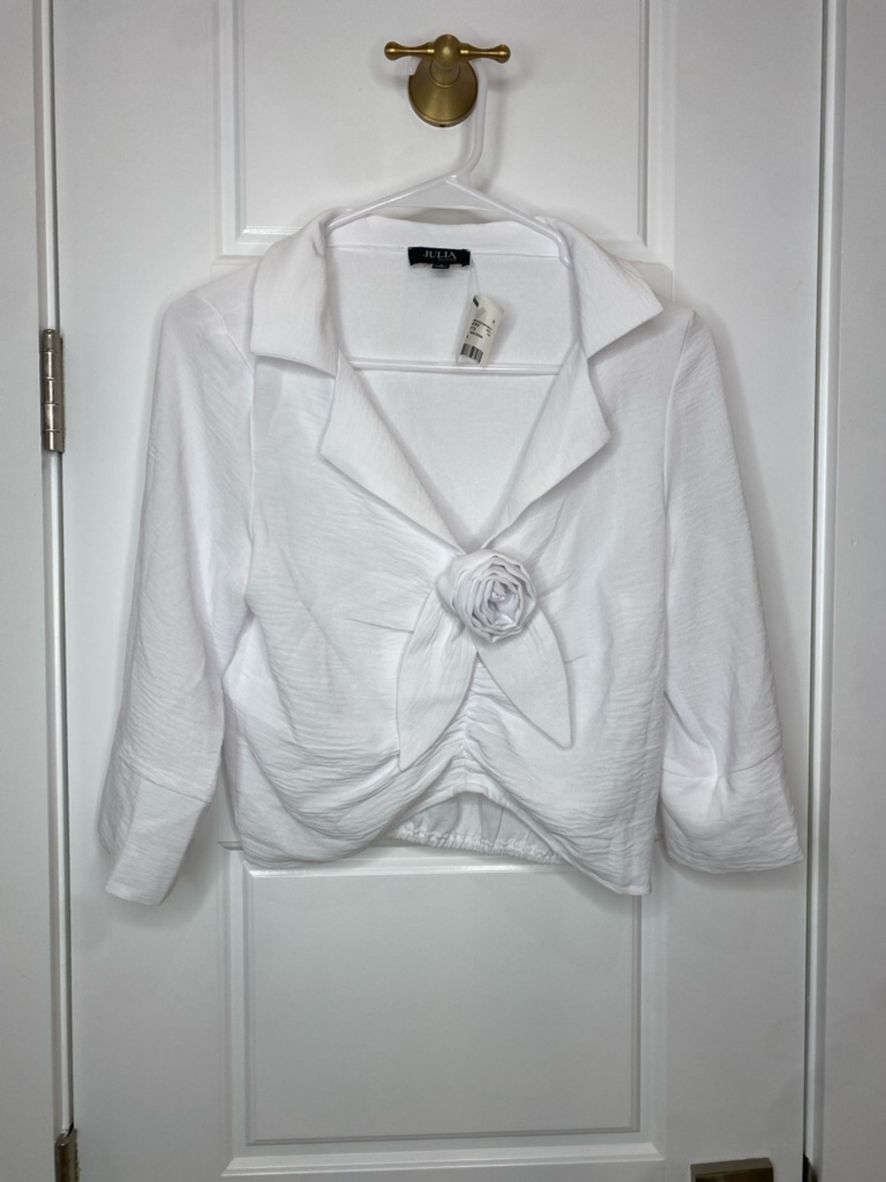 Elegant White Collared Blouse with Rosette Detail
